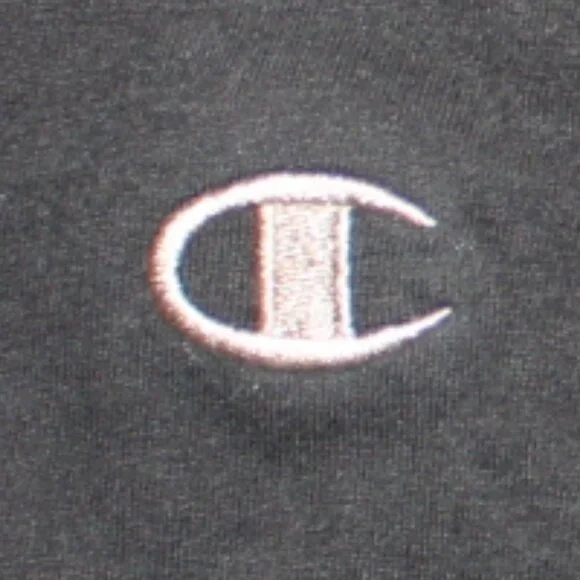 CHAMPION Essential - Picture 3 of 4